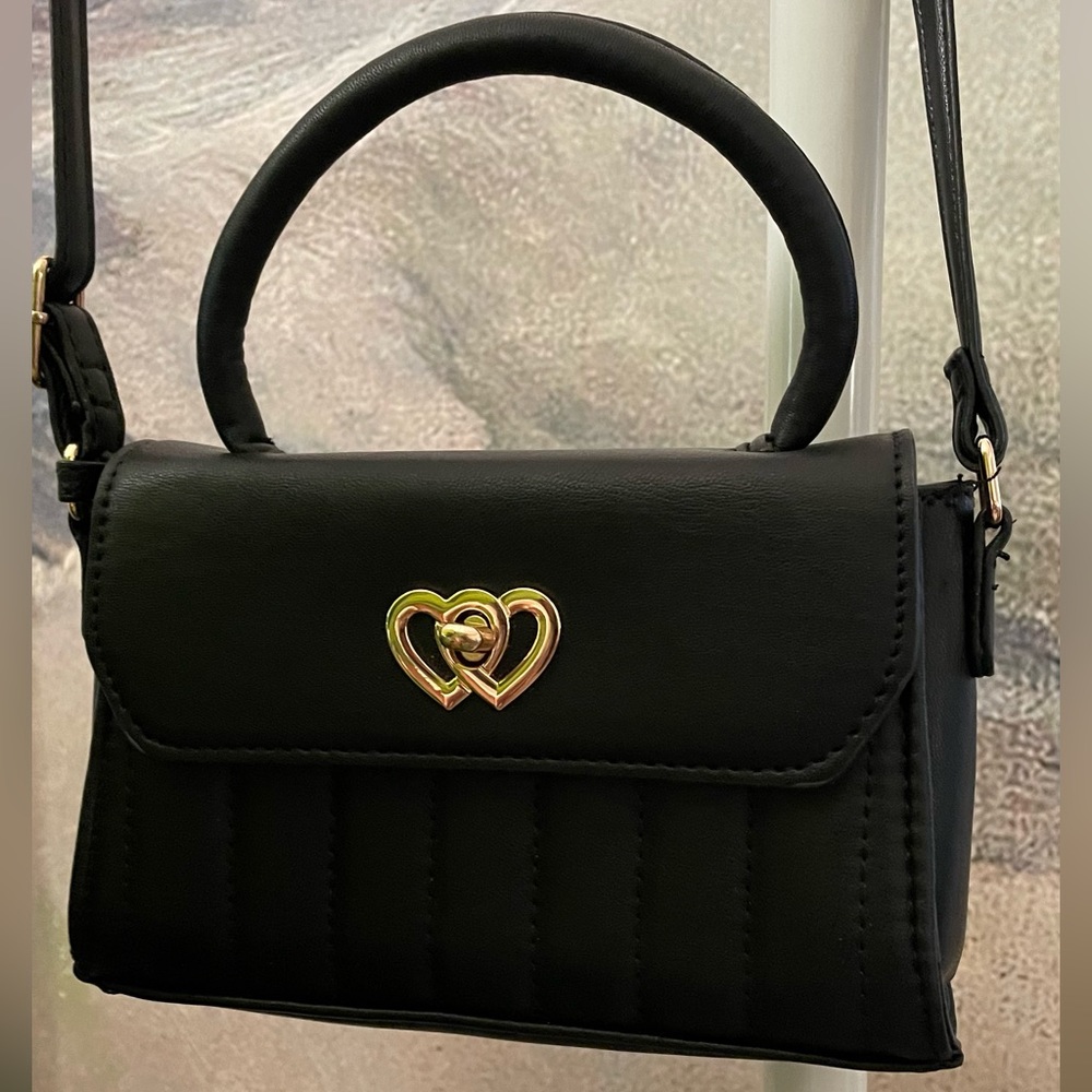 Black Heart Crossbody
